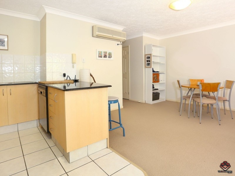 38 Labrador Street, Labrador QLD 4215