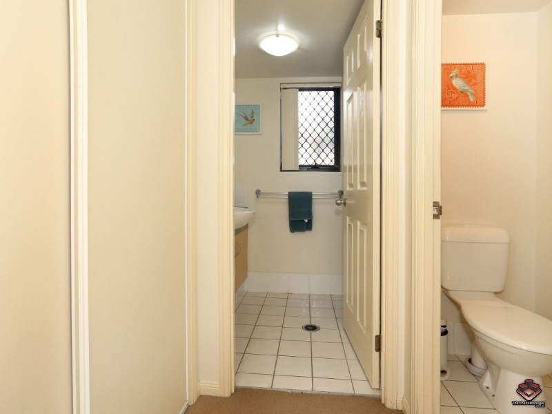 38 Labrador Street, Labrador QLD 4215