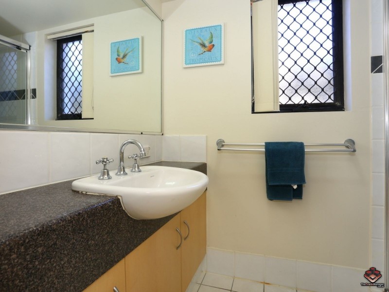 38 Labrador Street, Labrador QLD 4215