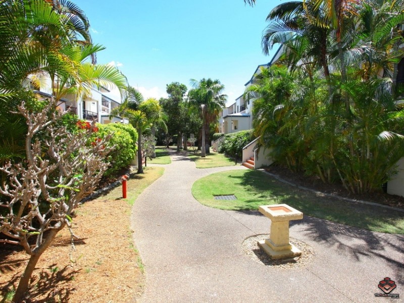 38 Labrador Street, Labrador QLD 4215