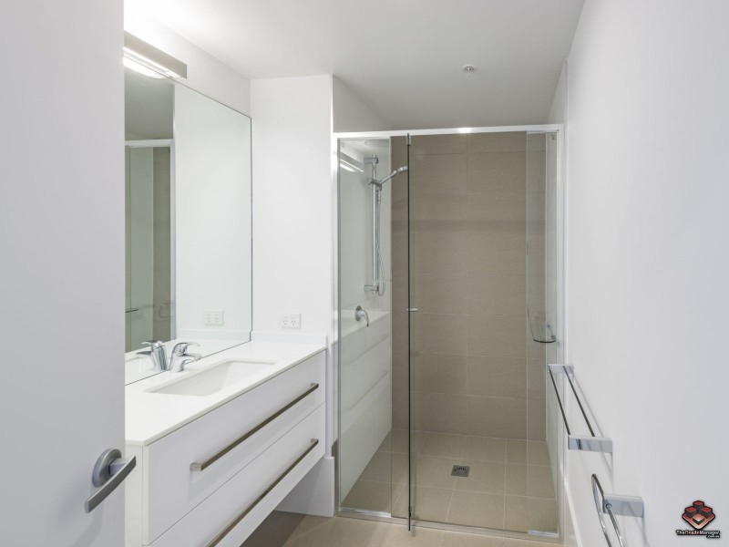 30708/300 Old Cleveland Road, Coorparoo QLD 4151