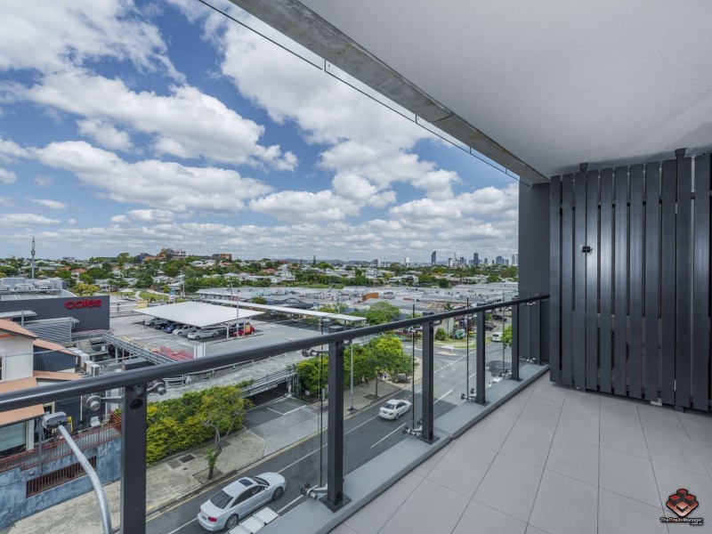 30708/300 Old Cleveland Road, Coorparoo QLD 4151