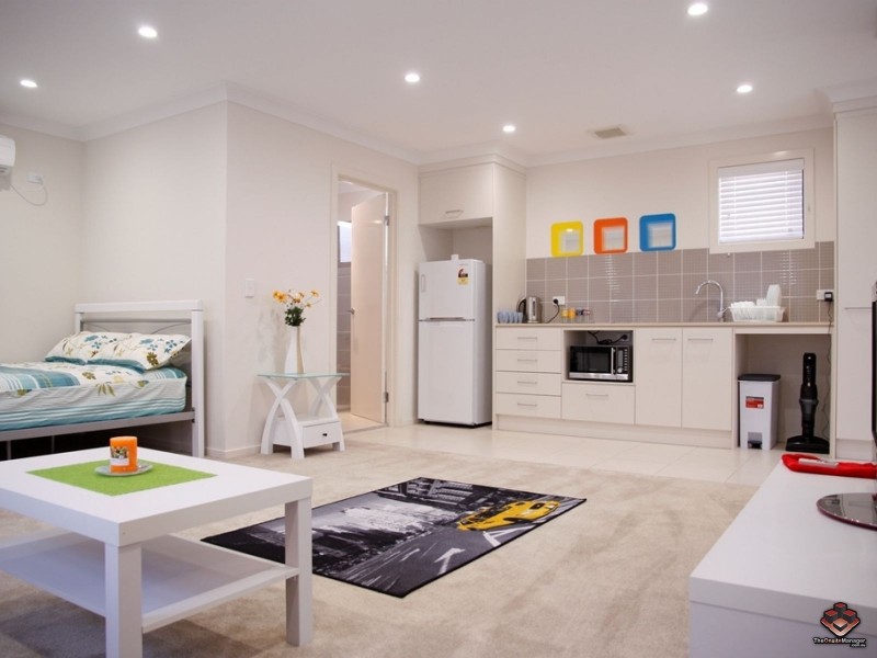 16 Surbiton Court, Carindale QLD 4152