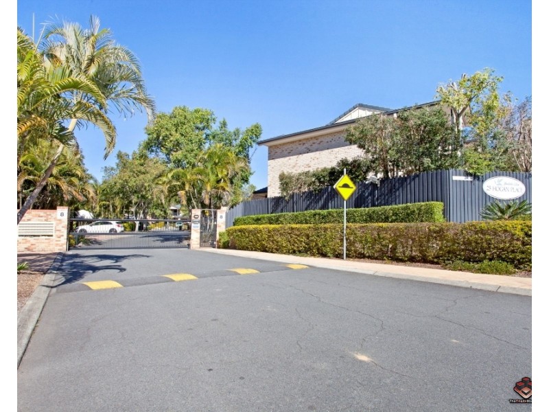 25 Hogan Place, Seventeen Mile Rocks QLD 4073