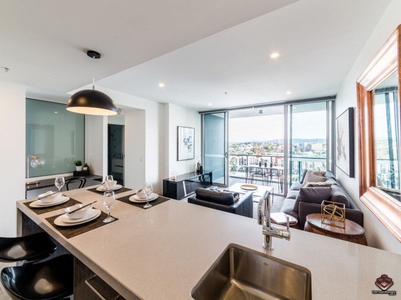 855 Stanley Street, Woolloongabba QLD 4102