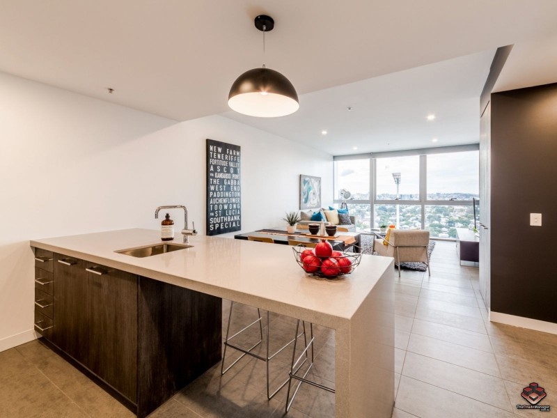 855 Stanley Street, Woolloongabba QLD 4102