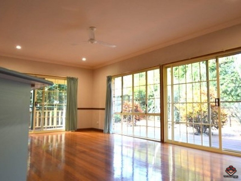 23 Pinnaroo Street, Hope Island QLD 4212