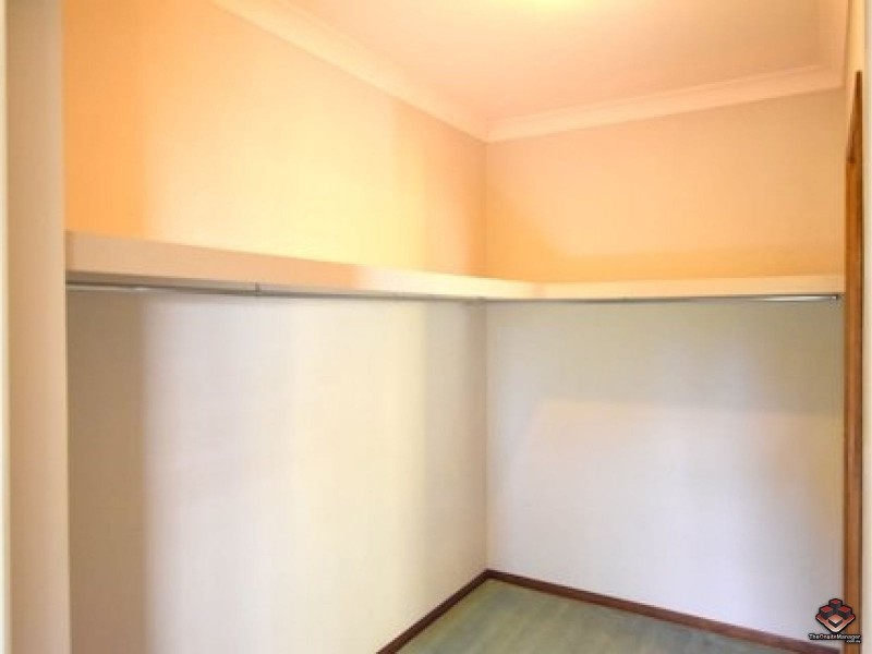 23 Pinnaroo Street, Hope Island QLD 4212