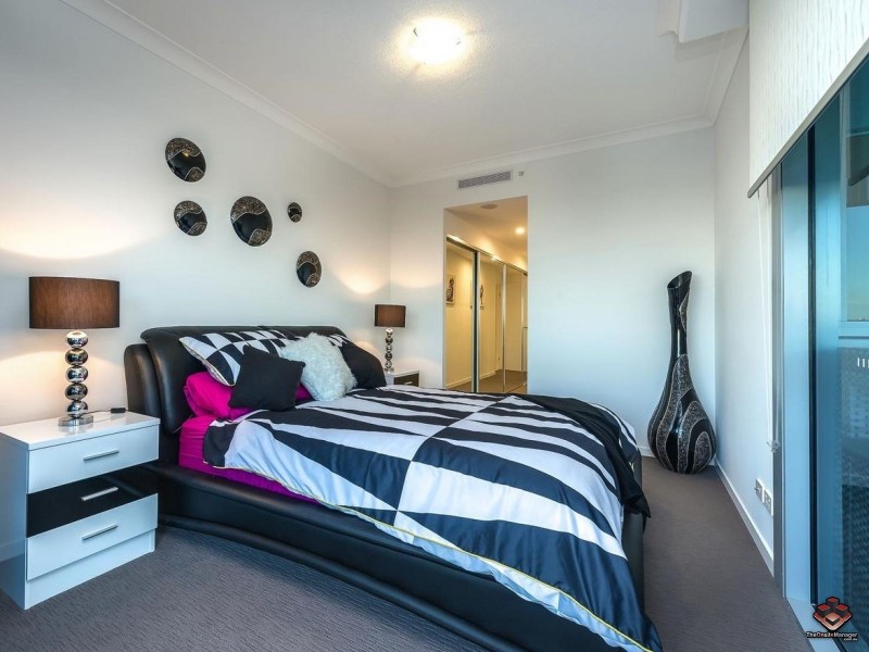 25-31 East Quay Drive, Biggera Waters QLD 4216