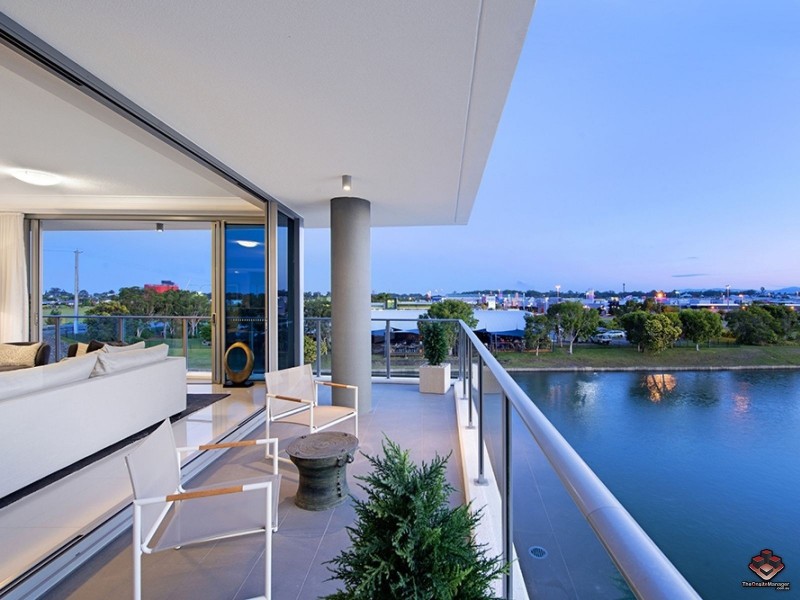 25-31 East Quay Drive, Biggera Waters QLD 4216