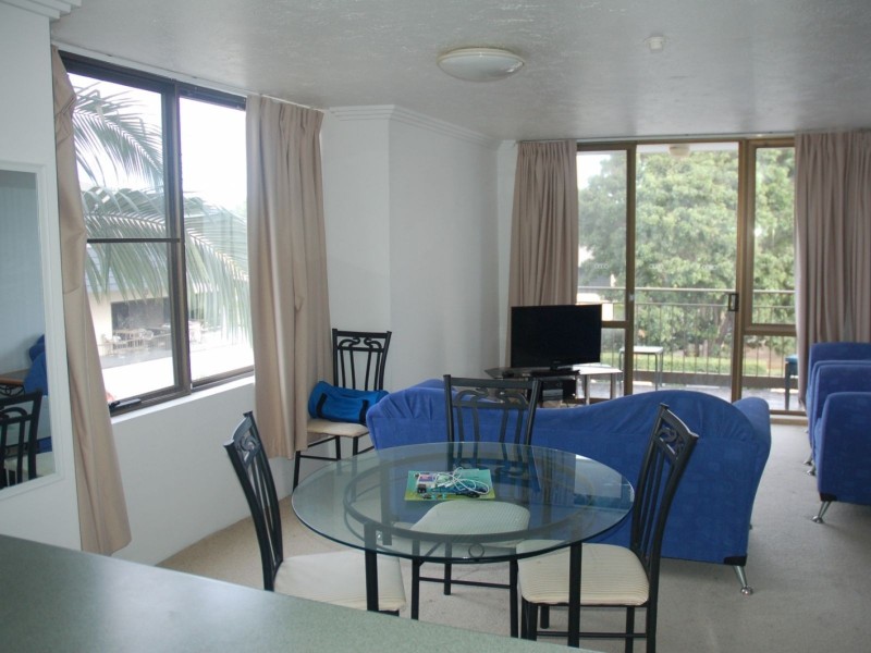 13 Fairway Drive, Clear Island Waters QLD 4226