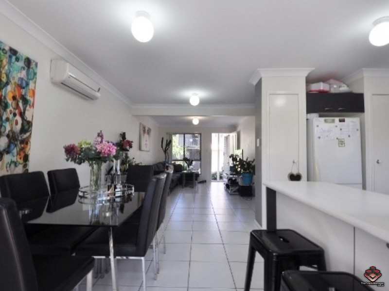 130 Jutland Street, Oxley QLD 4075