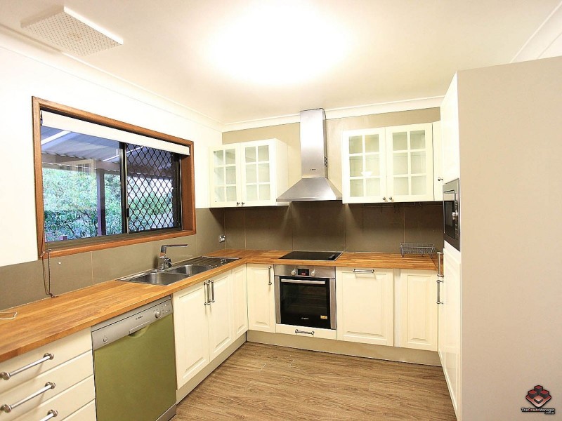 16 Strahan Street, Belmont QLD 4153