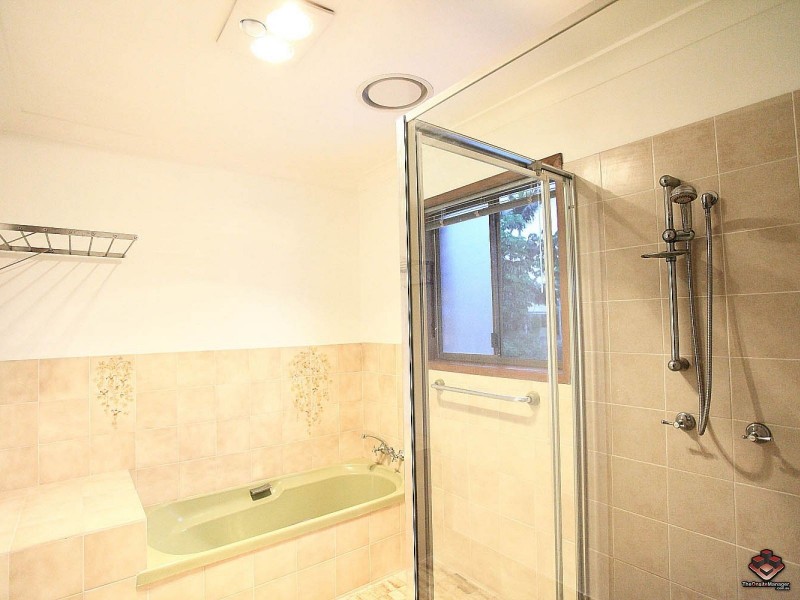 16 Strahan Street, Belmont QLD 4153