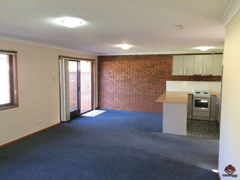 20 Donald Avenue, Paradise Point QLD 4216