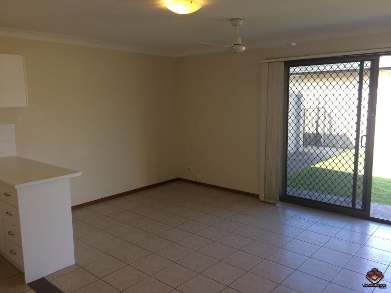 20 Donald Avenue, Paradise Point QLD 4216