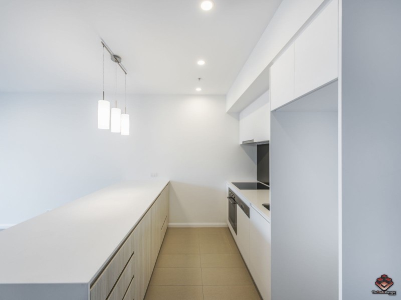 30606/300 Old Cleveland Road, Coorparoo QLD 4151