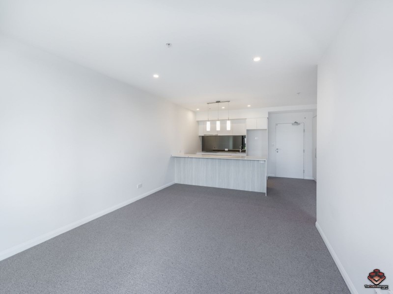 30606/300 Old Cleveland Road, Coorparoo QLD 4151