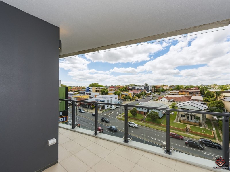 30606/300 Old Cleveland Road, Coorparoo QLD 4151