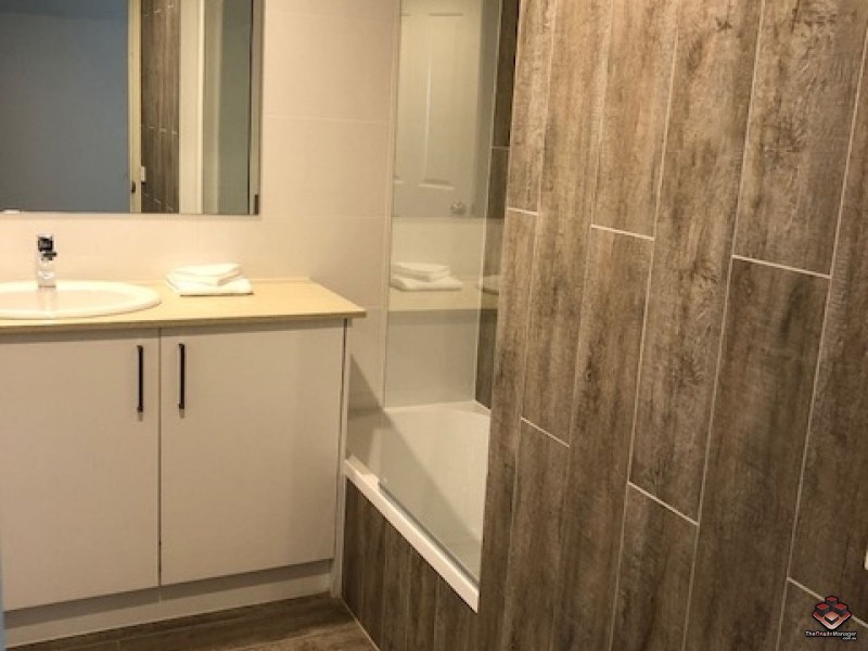 60 Old Burleigh Road, Surfers Paradise QLD 4217