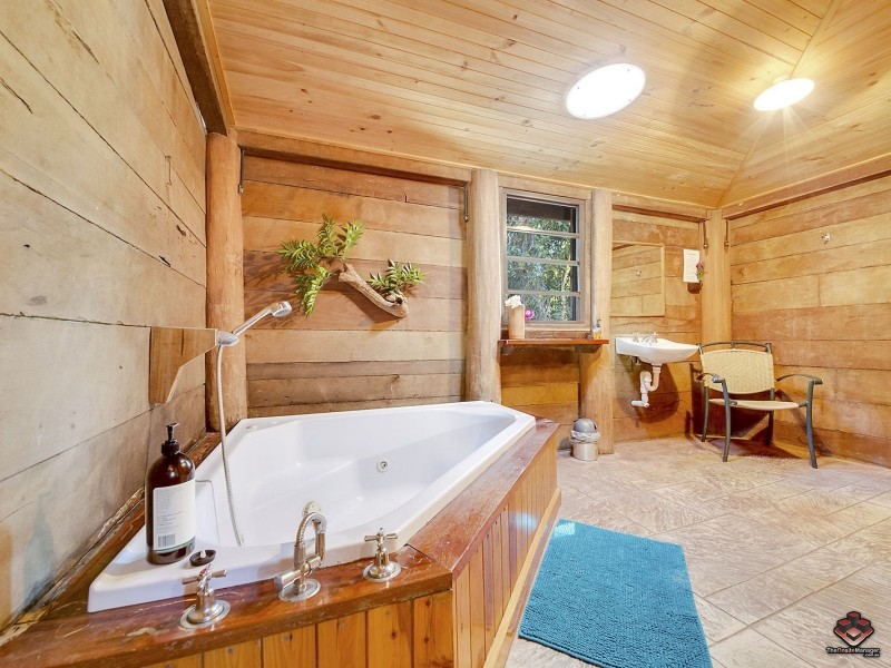 67 Cahills Road, Byfield QLD 4703