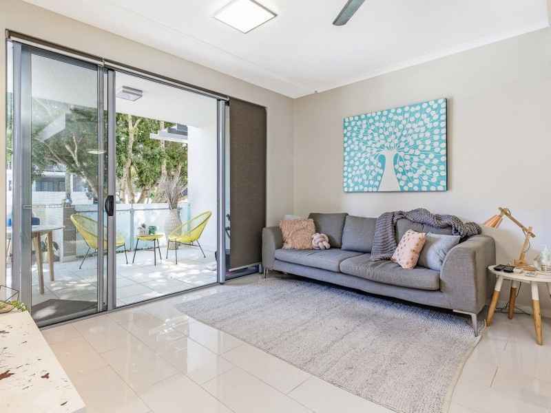18 Barramul Street, Bulimba QLD 4171