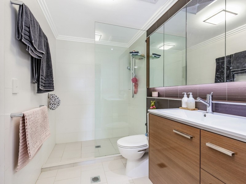 18 Barramul Street, Bulimba QLD 4171