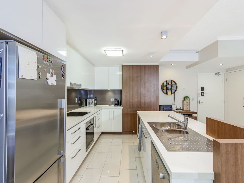 18 Barramul Street, Bulimba QLD 4171