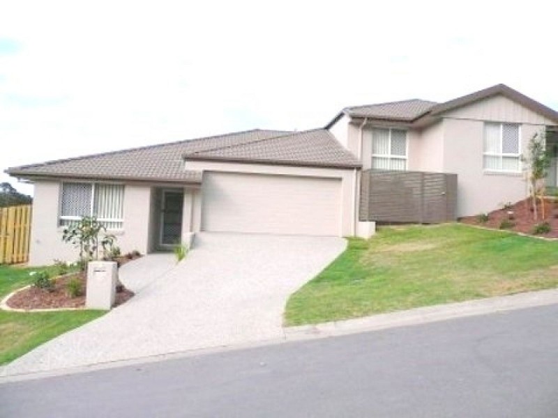 2/19 Murray Circuit, Upper Coomera QLD 4209