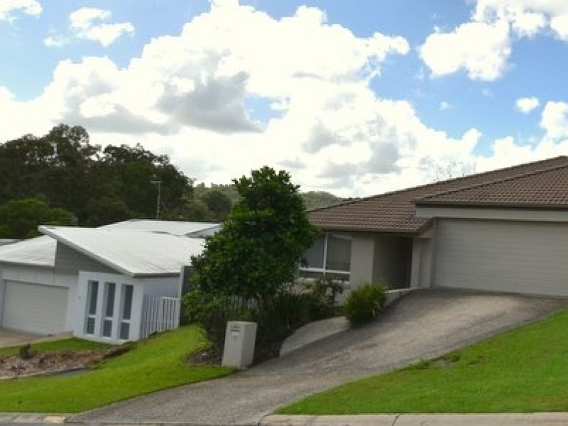 2/19 Murray Circuit, Upper Coomera QLD 4209