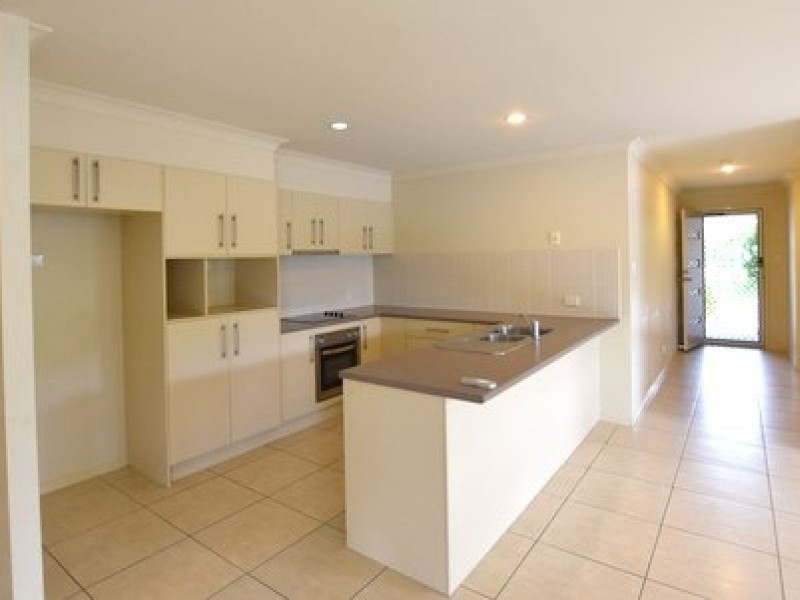 2/19 Murray Circuit, Upper Coomera QLD 4209