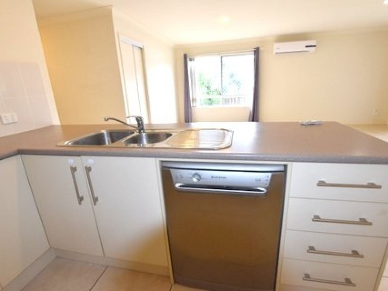 2/19 Murray Circuit, Upper Coomera QLD 4209