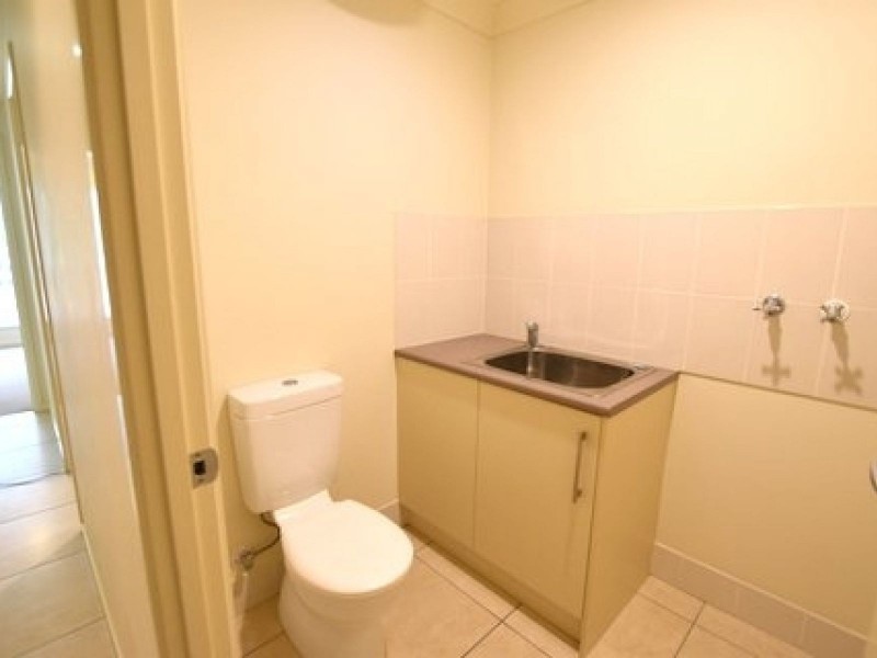 2/19 Murray Circuit, Upper Coomera QLD 4209