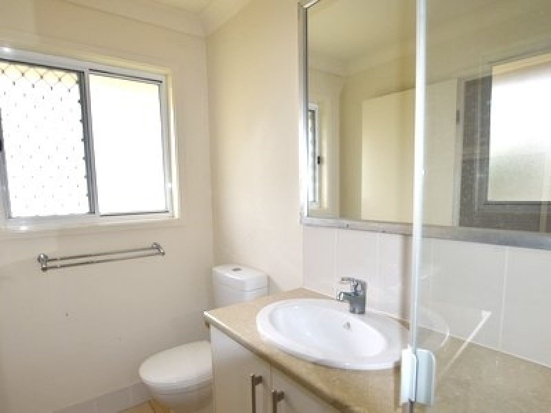 2/19 Murray Circuit, Upper Coomera QLD 4209