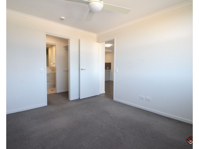 54 Slobodian Avenue, Eight Mile Plains QLD 4113