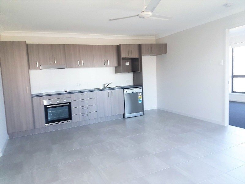2/1 Lachlan Court, Kawungan QLD 4655