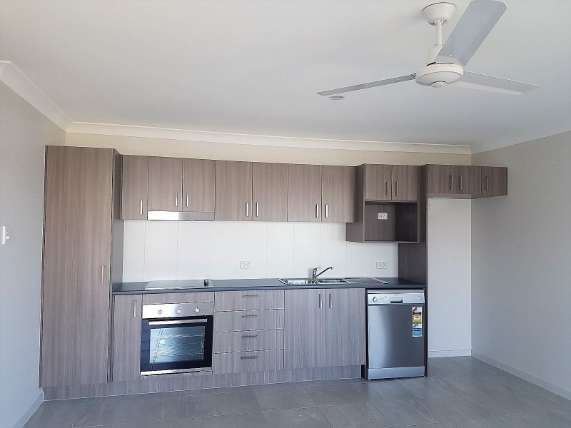 2/1 Lachlan Court, Kawungan QLD 4655