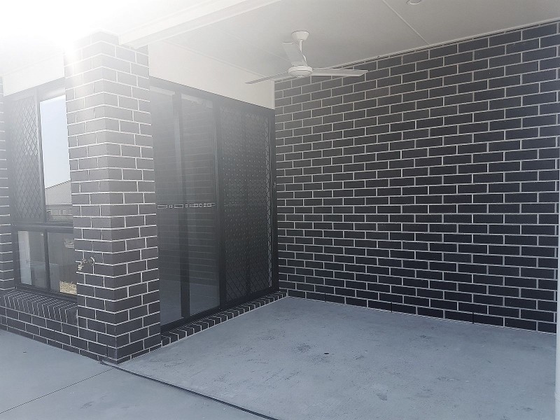 2/1 Lachlan Court, Kawungan QLD 4655