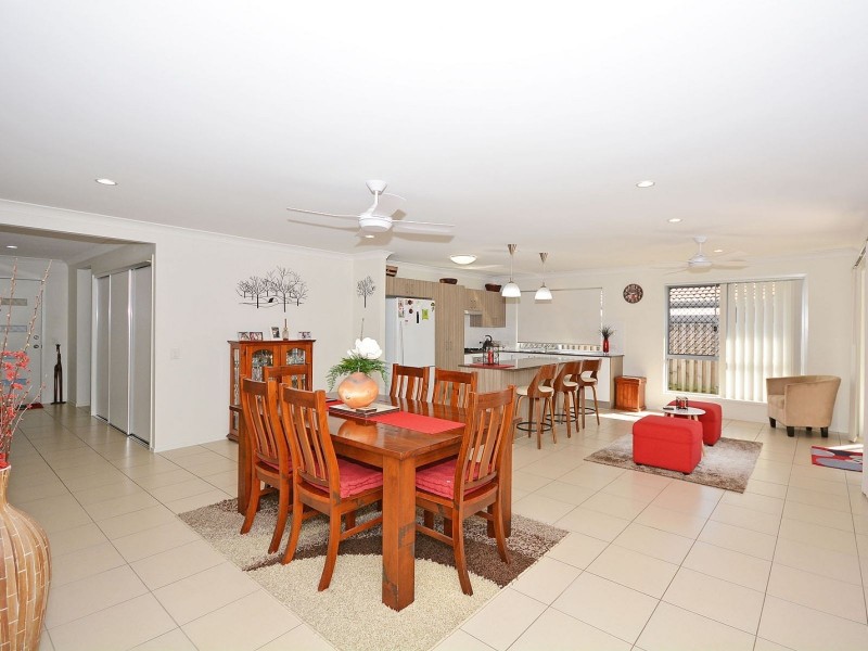 21 Mawson Court, Urraween QLD 4655