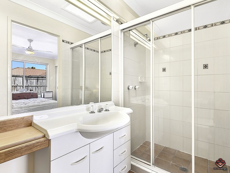 15 Monet Street, Coombabah QLD 4216