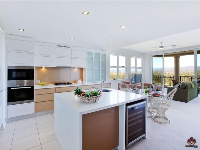 3029 The Boulevard, Carrara QLD 4211