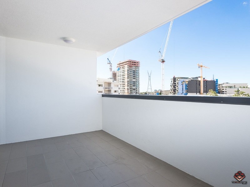 203 / 8 Masters Street, Newstead QLD 4006