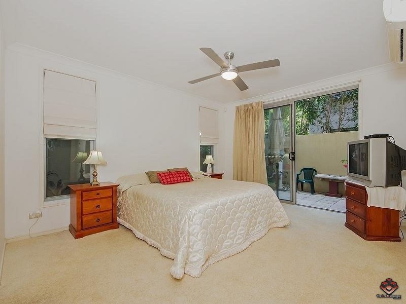 3309 Central Place, Carrara QLD 4211