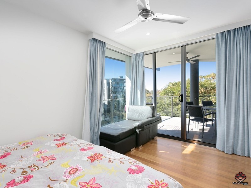 68 Benson Street, Toowong QLD 4066