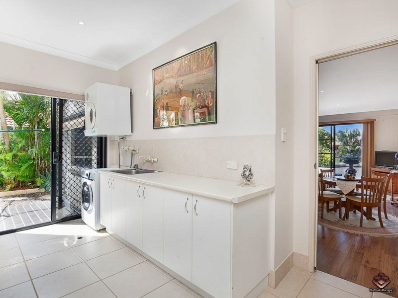 Eli Waters QLD 4655