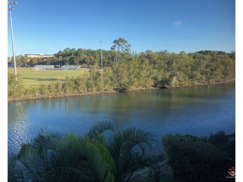 4 University Drive, Robina QLD 4226