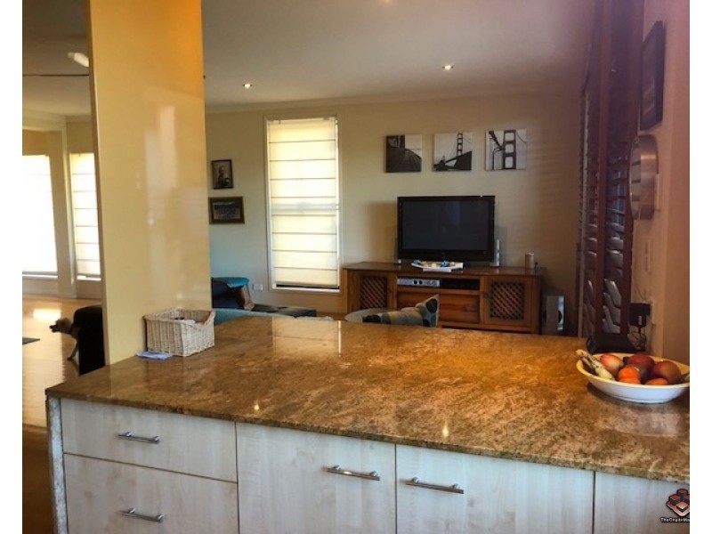 4 University Drive, Robina QLD 4226