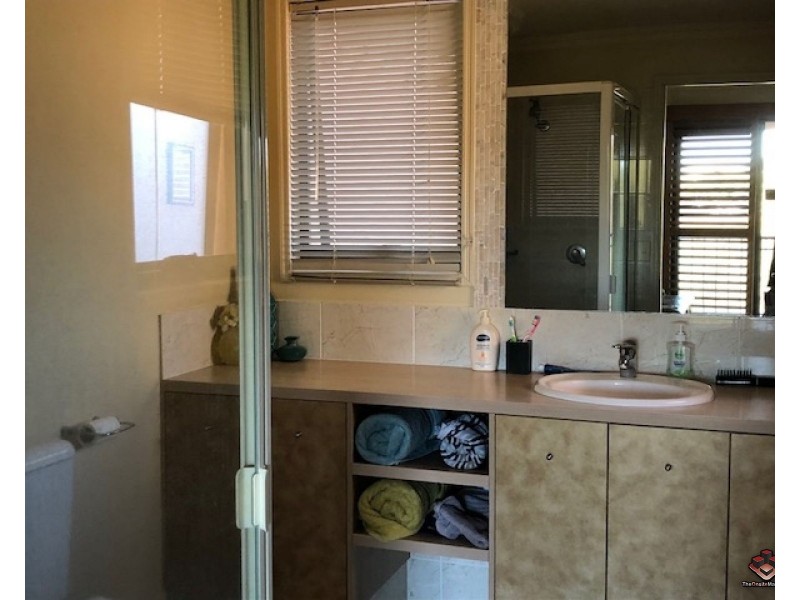 4 University Drive, Robina QLD 4226