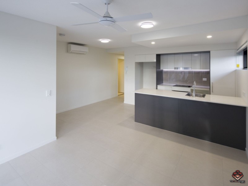 37 Regent Street, Woolloongabba QLD 4102