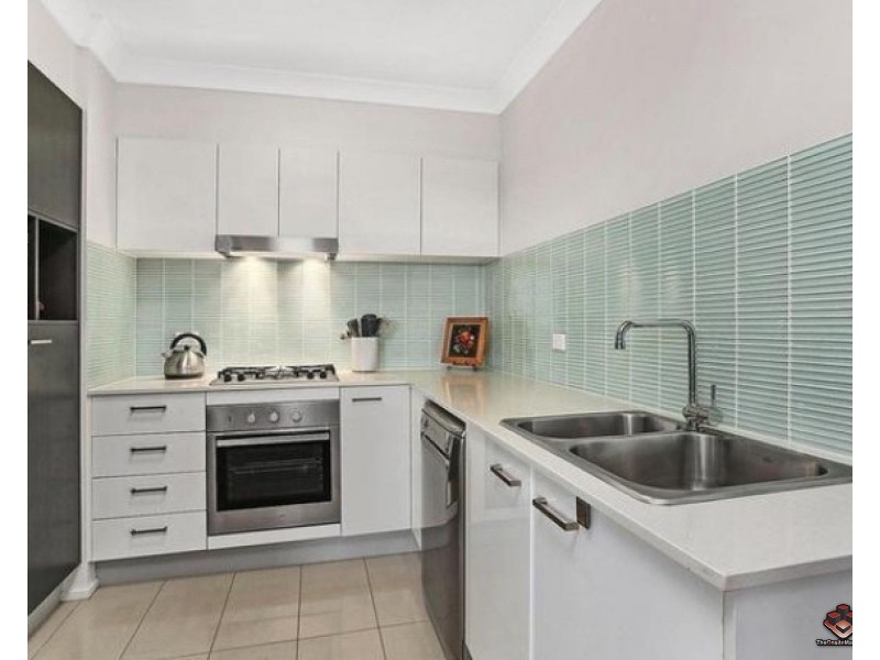 32 Agnes Street, Albion QLD 4010